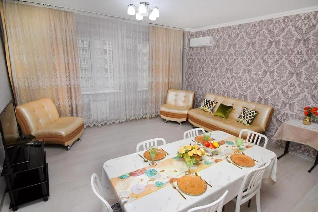 Apartment Двухкомнатные Апартаменты В Жк Шахристан 121 Almaty